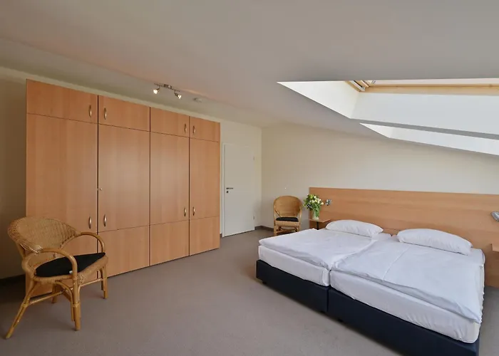 Appartement 13 Celia Sellin (Rugen)